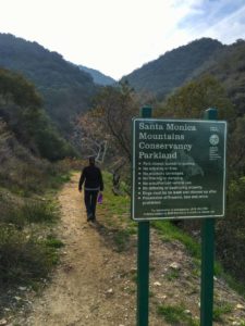 Trailhead to the La Tuna Canyon Trail