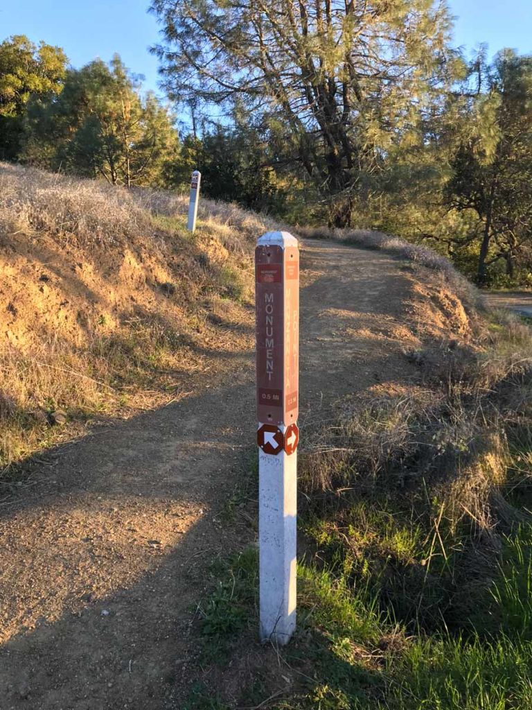 Trail marker for the Monument Trail