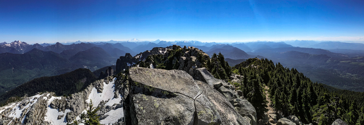 Panoramic views from Mount Pilchuck