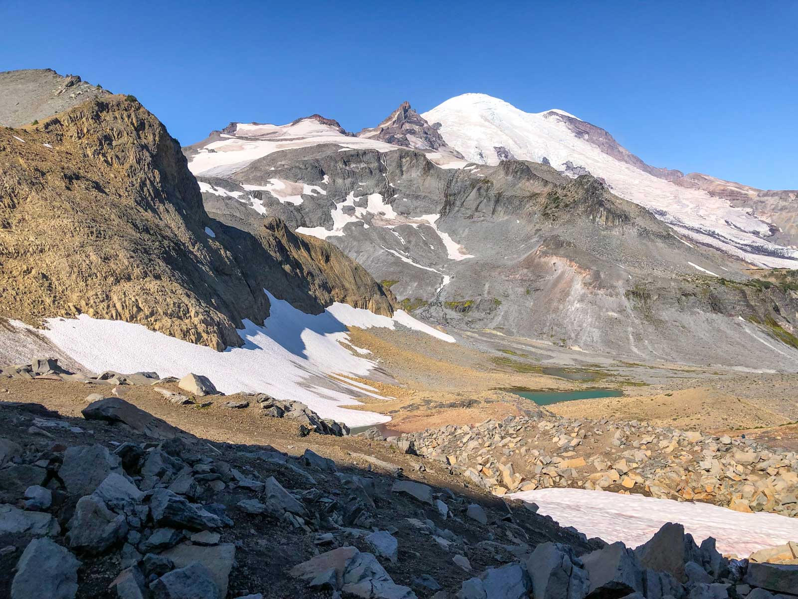 View north from Panhandle Gap on the Wonderland Trail