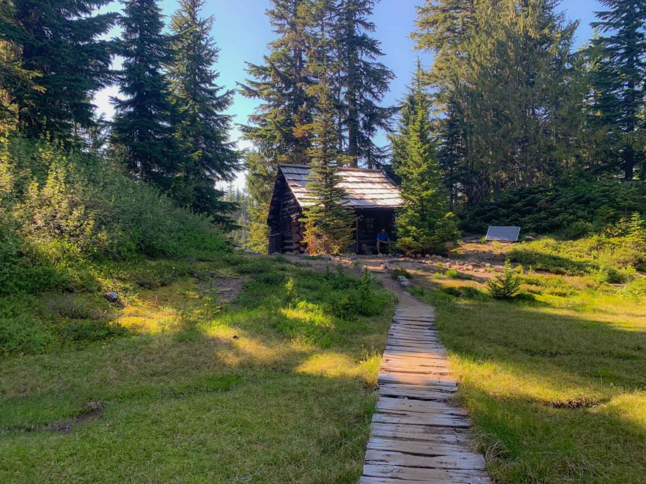 Golden Lakes Patrol Cabin