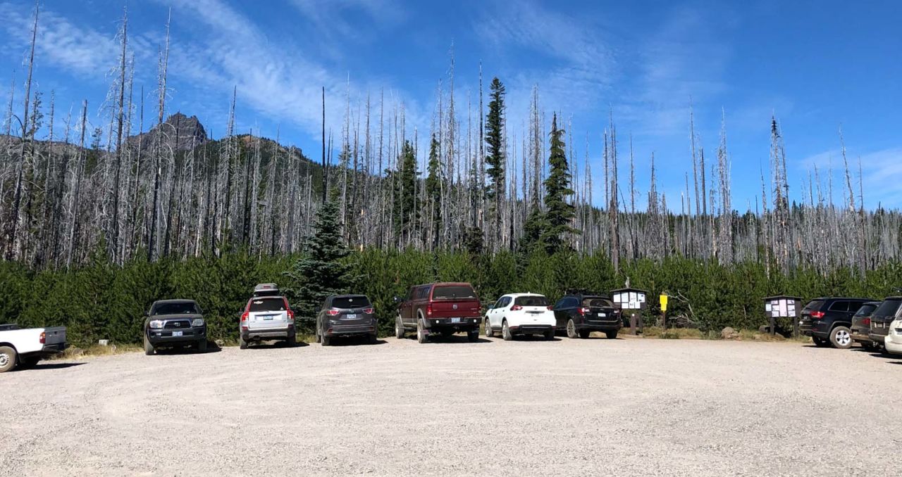 Jack Lake Trailhead