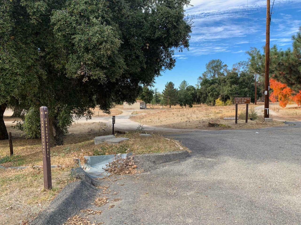 Oak Grove Trailhead
